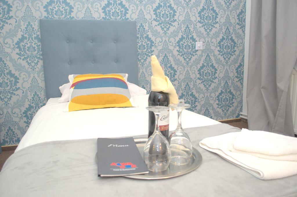 Acwador Otel Pleszew Dış mekan fotoğraf